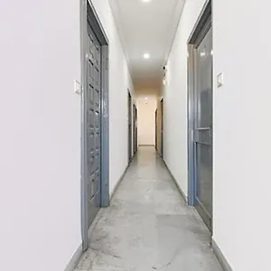 3* Hotel Oyo Oxo
